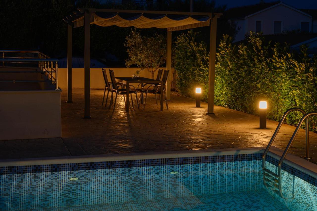 Villa Vinko Trogir Exterior photo