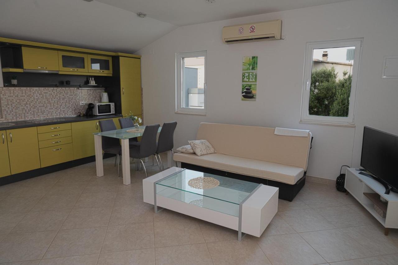 Villa Vinko Trogir Exterior photo
